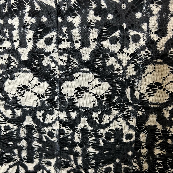 Roz Ali Lace Tunic Style Swing Dress Ombré Black Magenta Size 10 - Picture 5 of 13